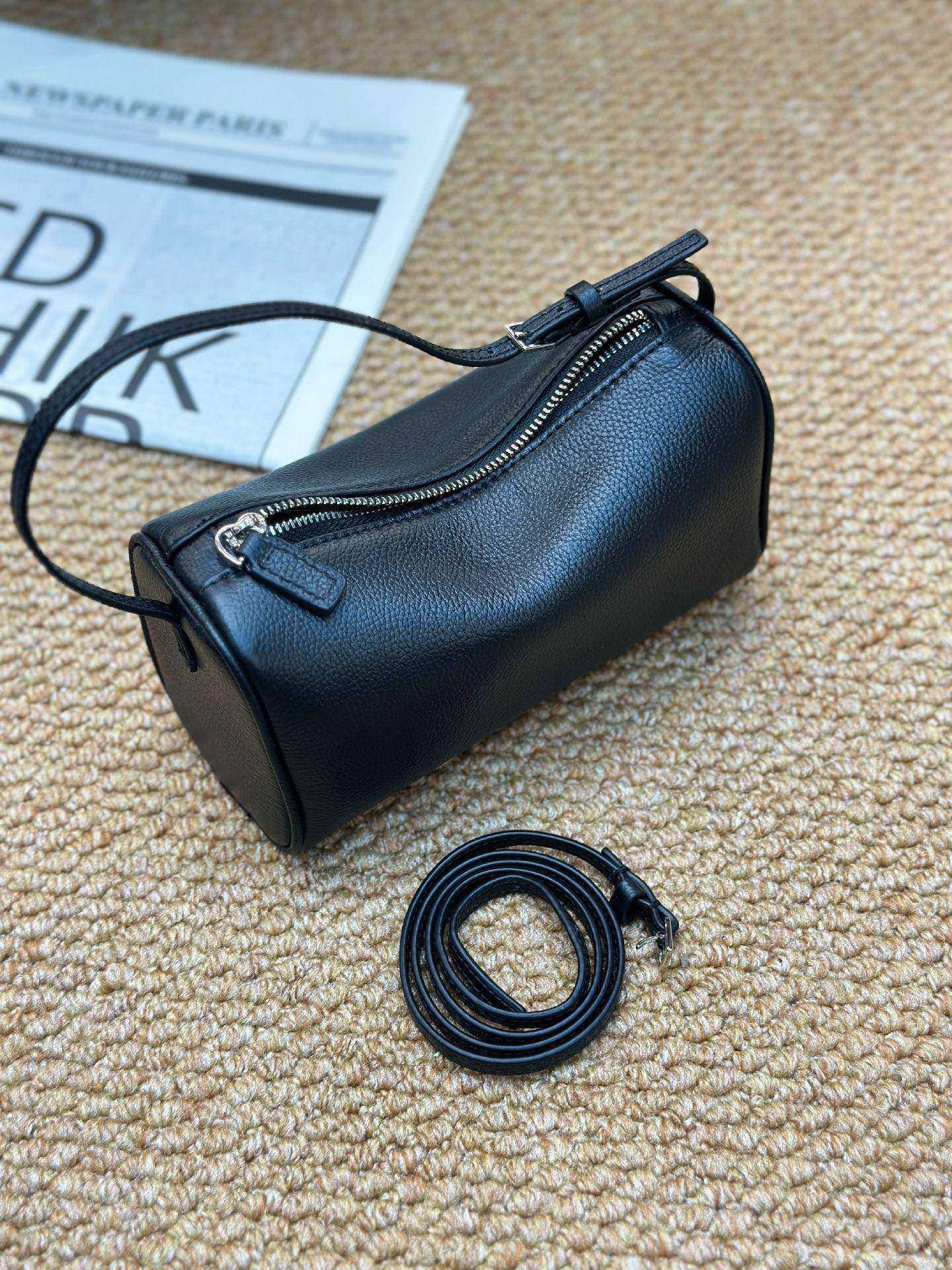First Layer Cowhide Portable Niche High Sense Phone Bags