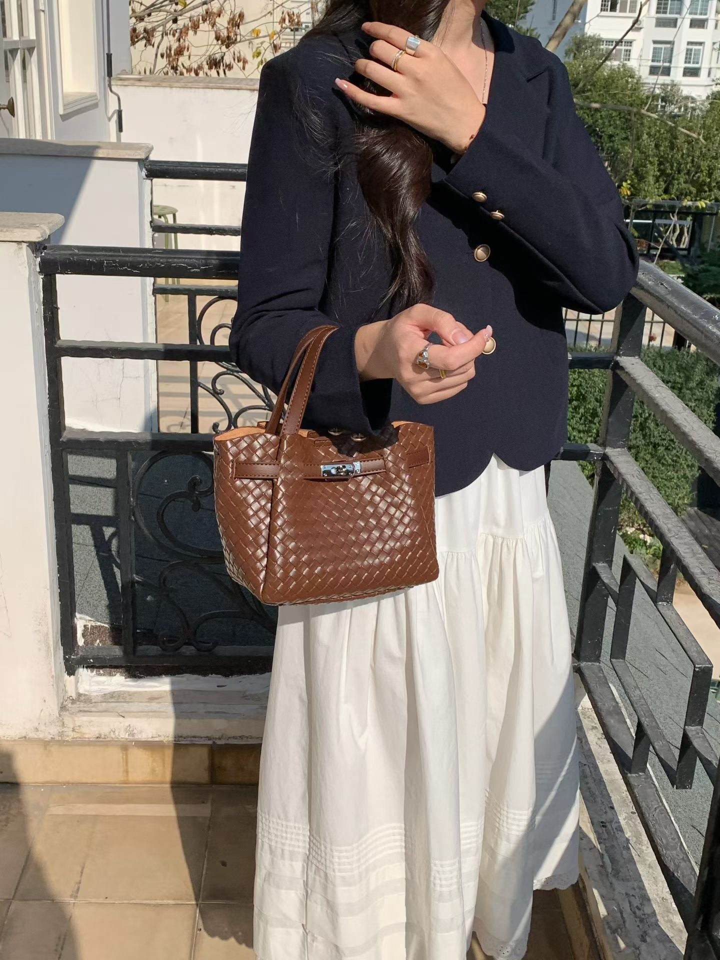 Women's Vintage Woven Pattern Hand Carrying Fashion Women's Handbag
