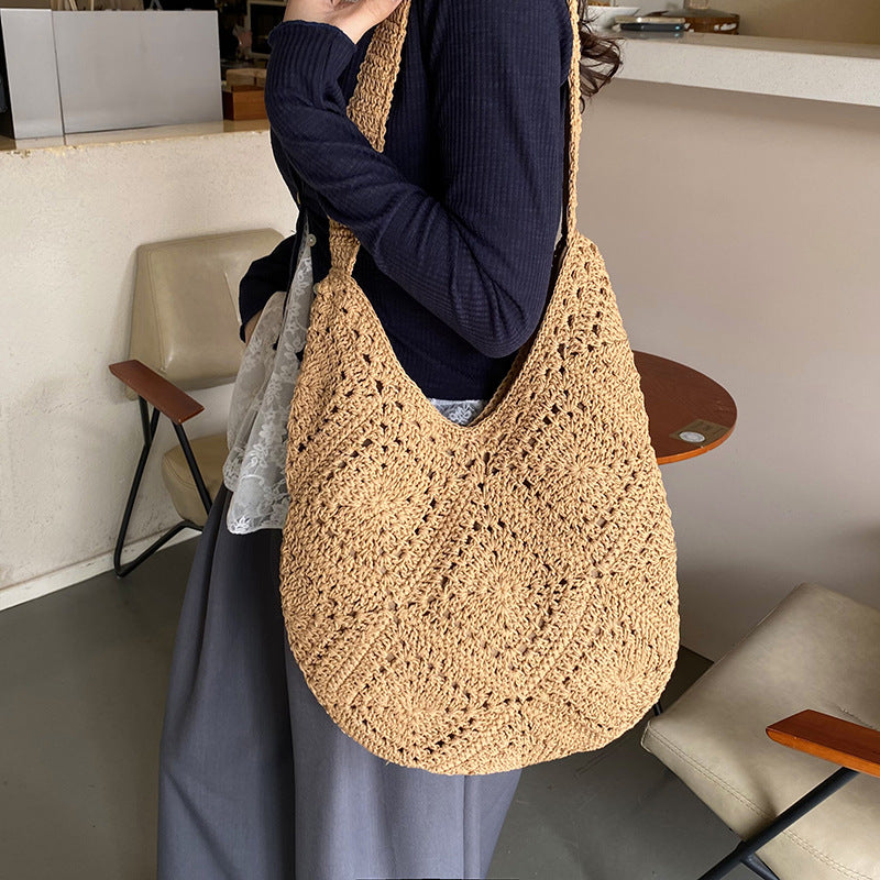 Granny Hollow Flower Woven Holiday Straw Tote Bag
