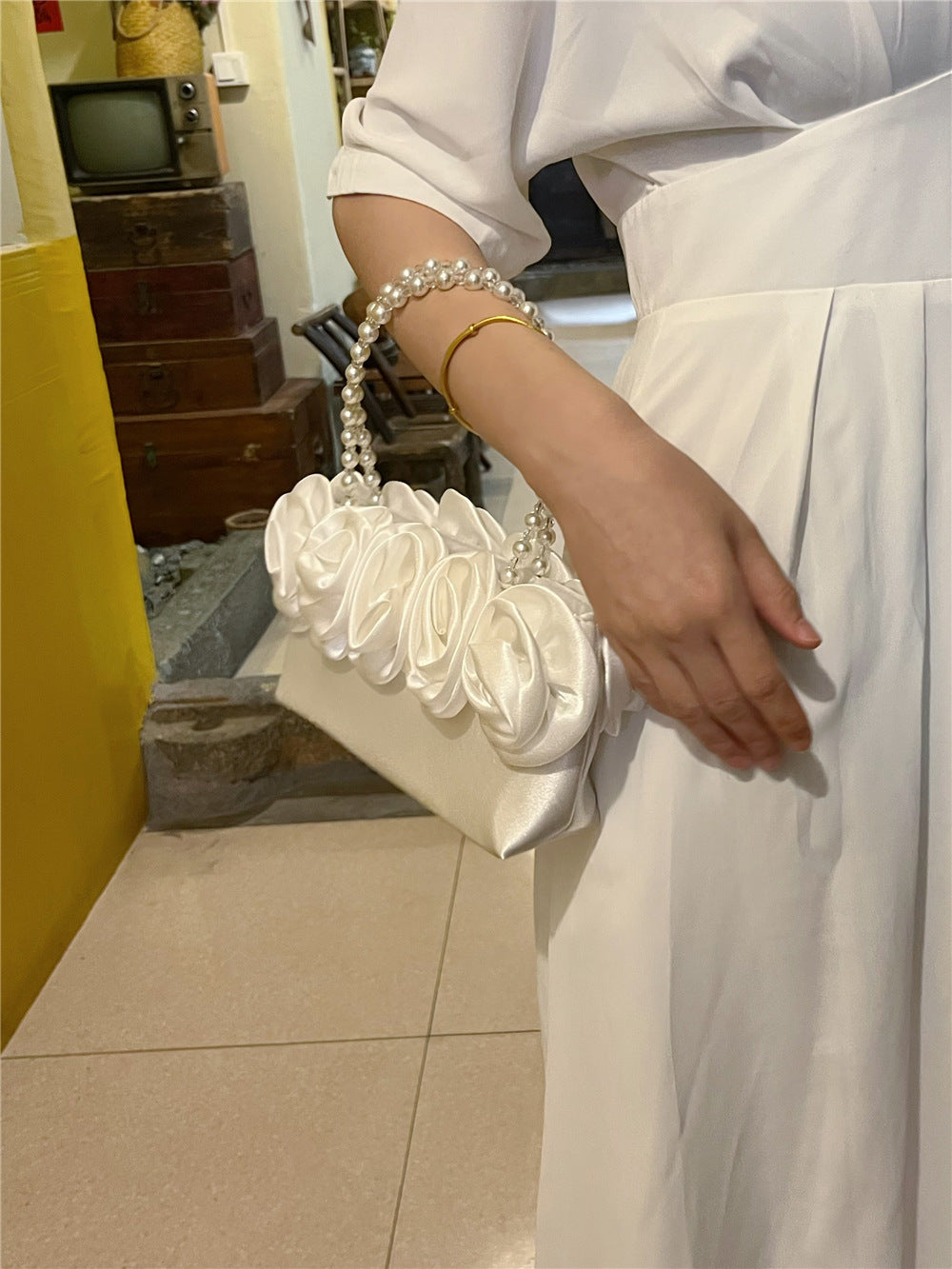 Women's French Fairy Retro Flower Silk Rose Dinner Women's Handbag