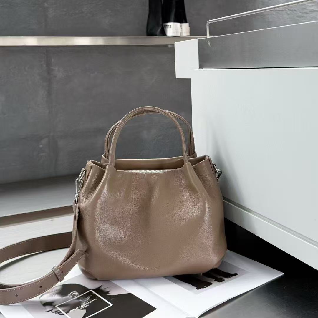 First Layer Cowhide Lady's Special Fashion Vegetable Basket Genuine Bags