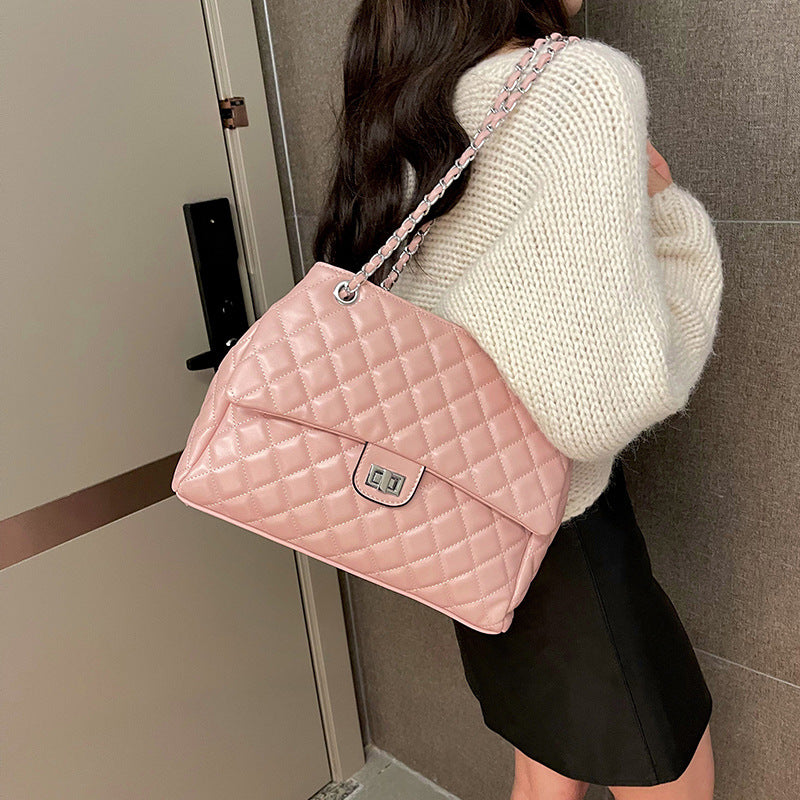 Women's Capacity Chain Underarm Classic Style Rhombus Tote Bag