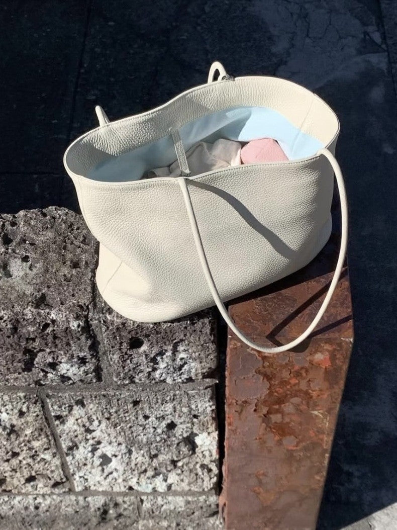 Women's Simple Solid Color Large Capacity Cowhide Leather Women's Handbag