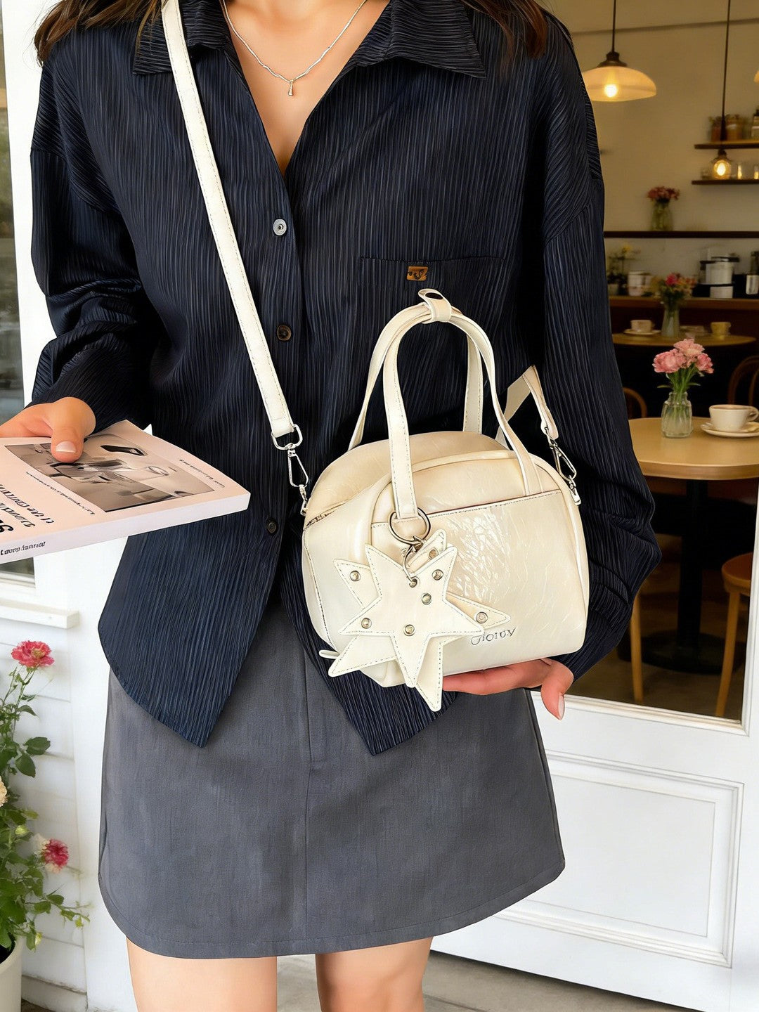 Retro Shell Boston One Female Textured Shoulder Bags