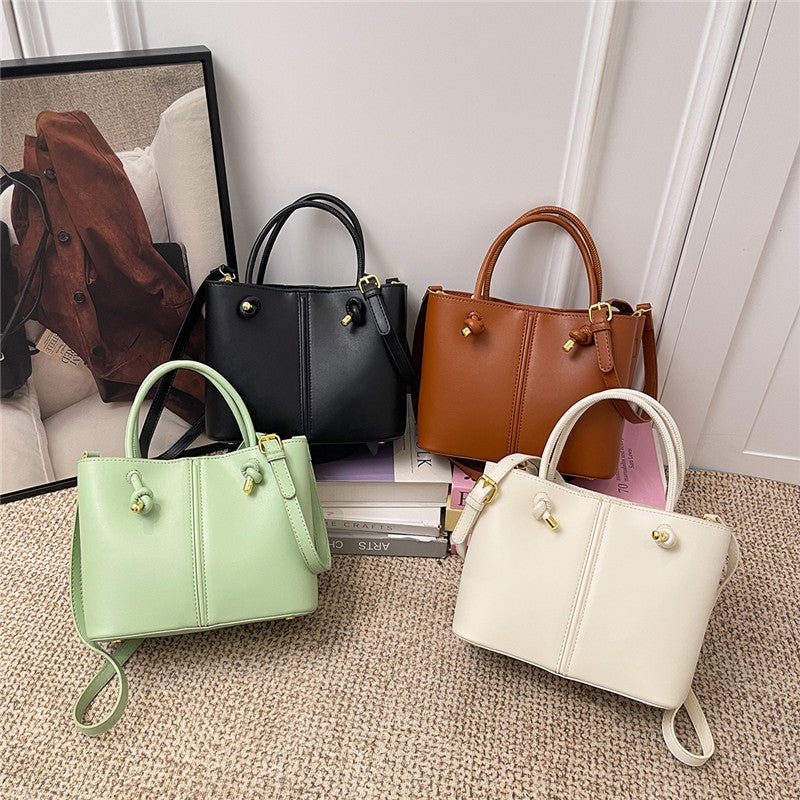 Fashionable High-grade Vintage Knotted Large Capacity Women's Messenger Bag