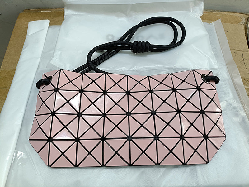 Women's Style Life Geometric Diamond Pattern Drawstring Handbags
