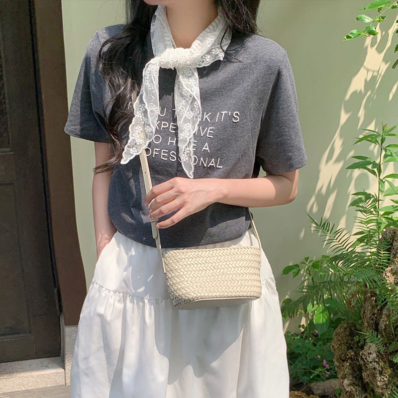 Women's First Layer Cowhide Woven Boat Niche Women's Shoulder Bag