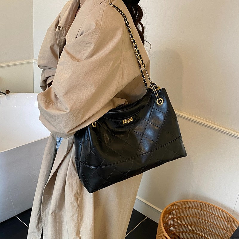 Color Hand-held Female Niche Rhombus Chain Large Capacity Tote Bag