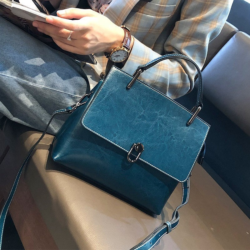 Classic Women's Oil Wax Cowhide Leather Women's Handbag
