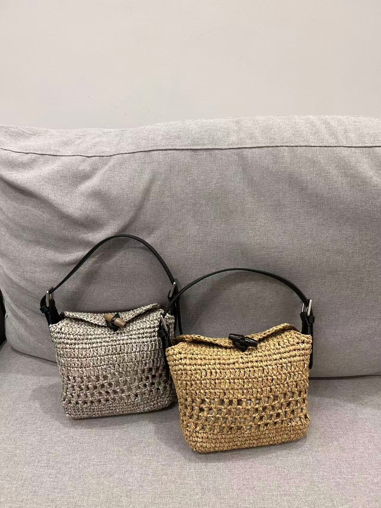 Women's Handmade Crochet Hand-held Underarm Raffia Straw Bags