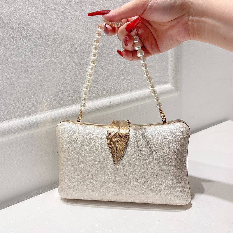 Women's Clutch High-grade Metal Leaf Pearl Dress Cheongsam Affordable Luxury Dinner Bag