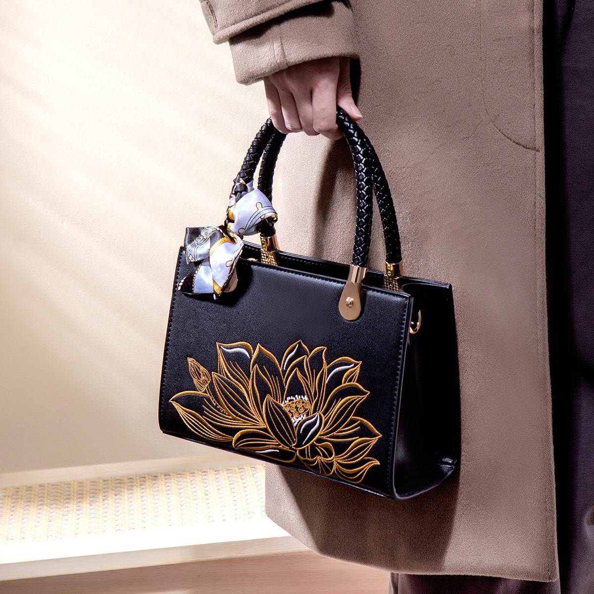 Women's Chinese Mother's Day To Give Mom Wedding Bridal Women's Handbag