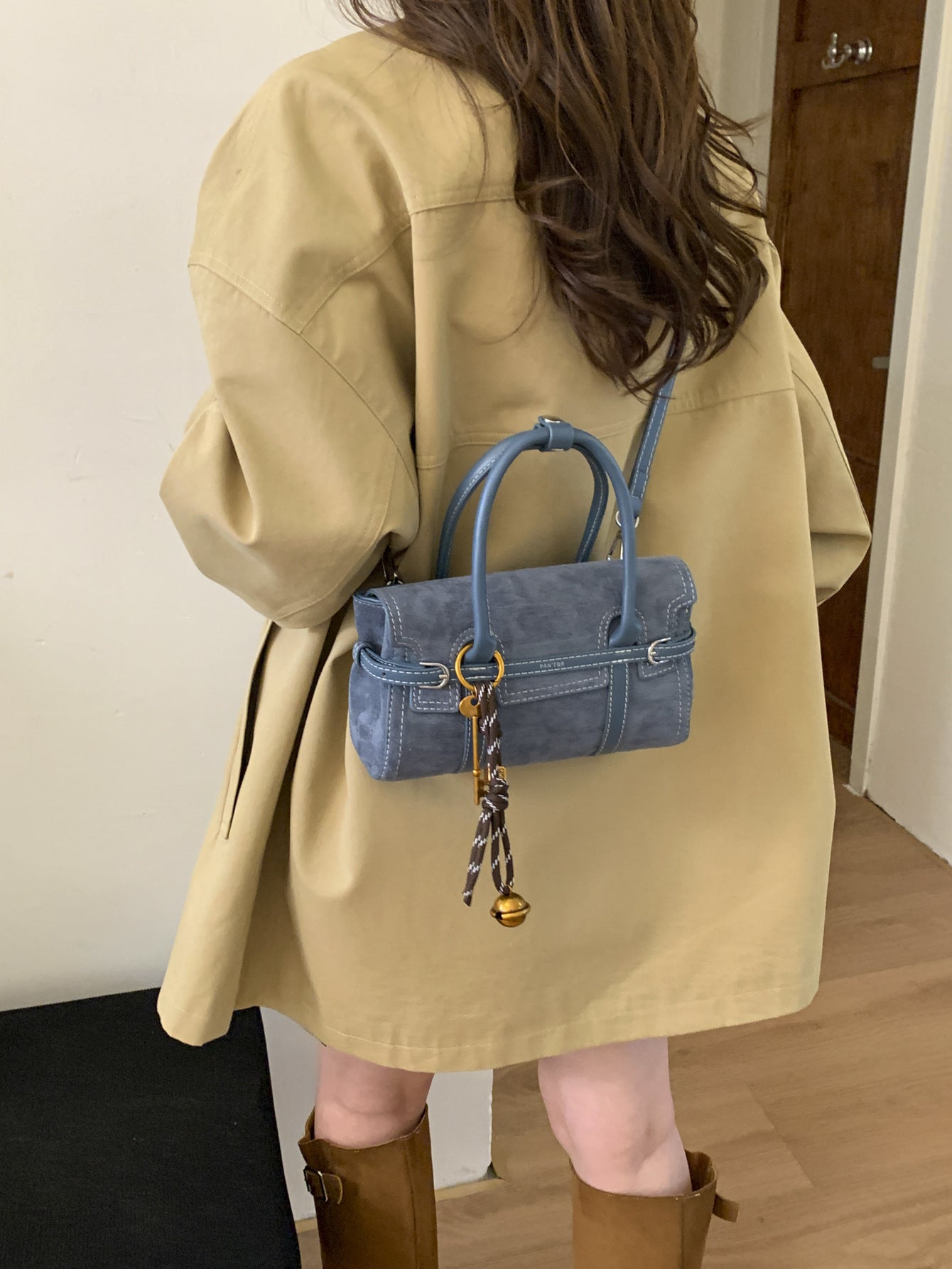 Women's Retro Frosted Autumn Design Advanced Suede Women's Messenger Bag