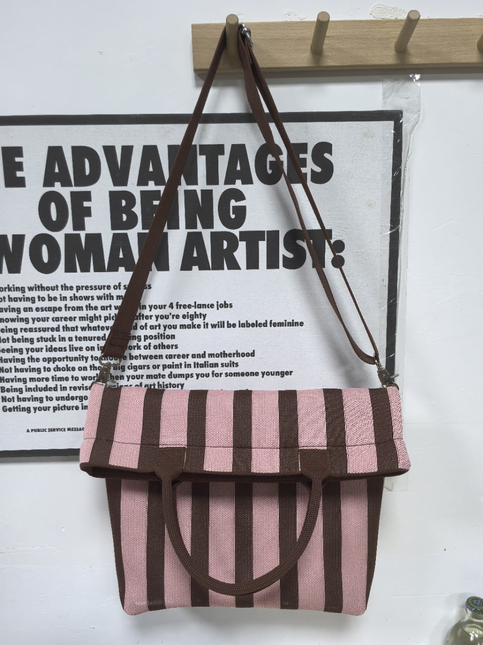 Women's Striped Stitching Flip Detachable Strap Large Capacity Leisure Women's Handbag