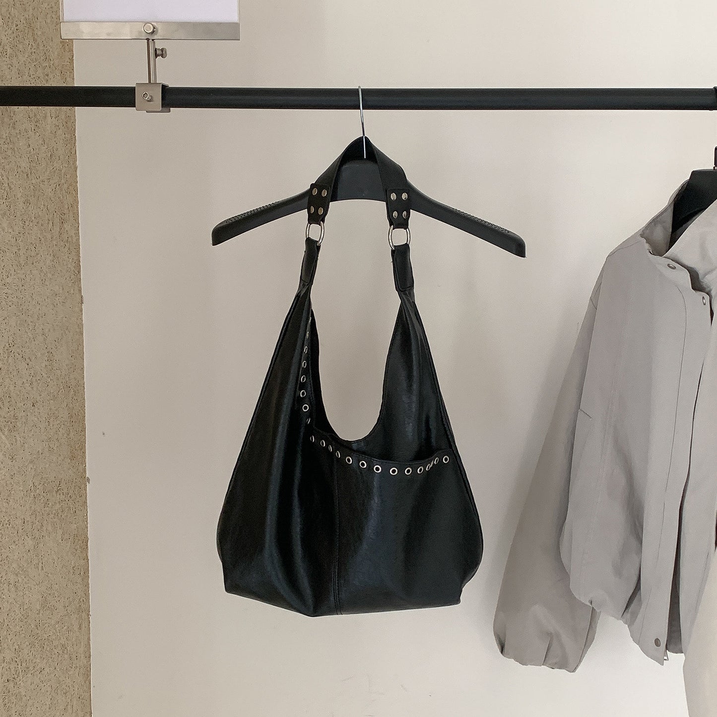 Women's Korean Style Soft Leather Big Fashion Commuter High Sense Women's Shoulder Bag