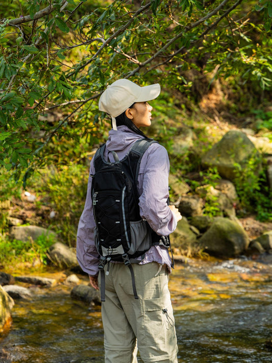 Women's & Men's Lightweight Waterproof Carrying Large Capacity Mountain Climbing, Hiking Bag