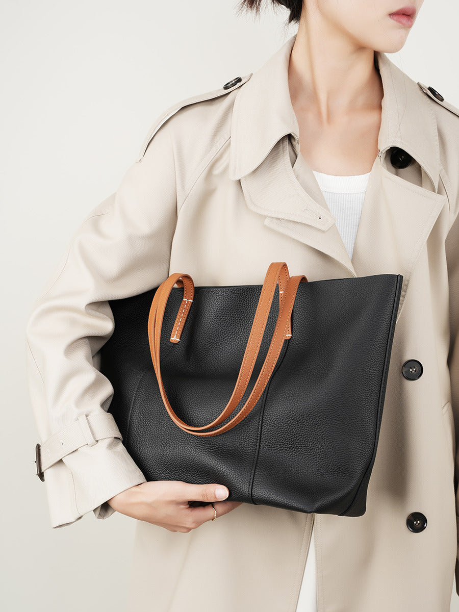 Women's Cowhide Handmade Commuter Large Capacity Portable Women's Shoulder Bag