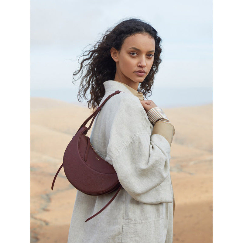 Women's High Version French Niche Selenodont Underarm Bags