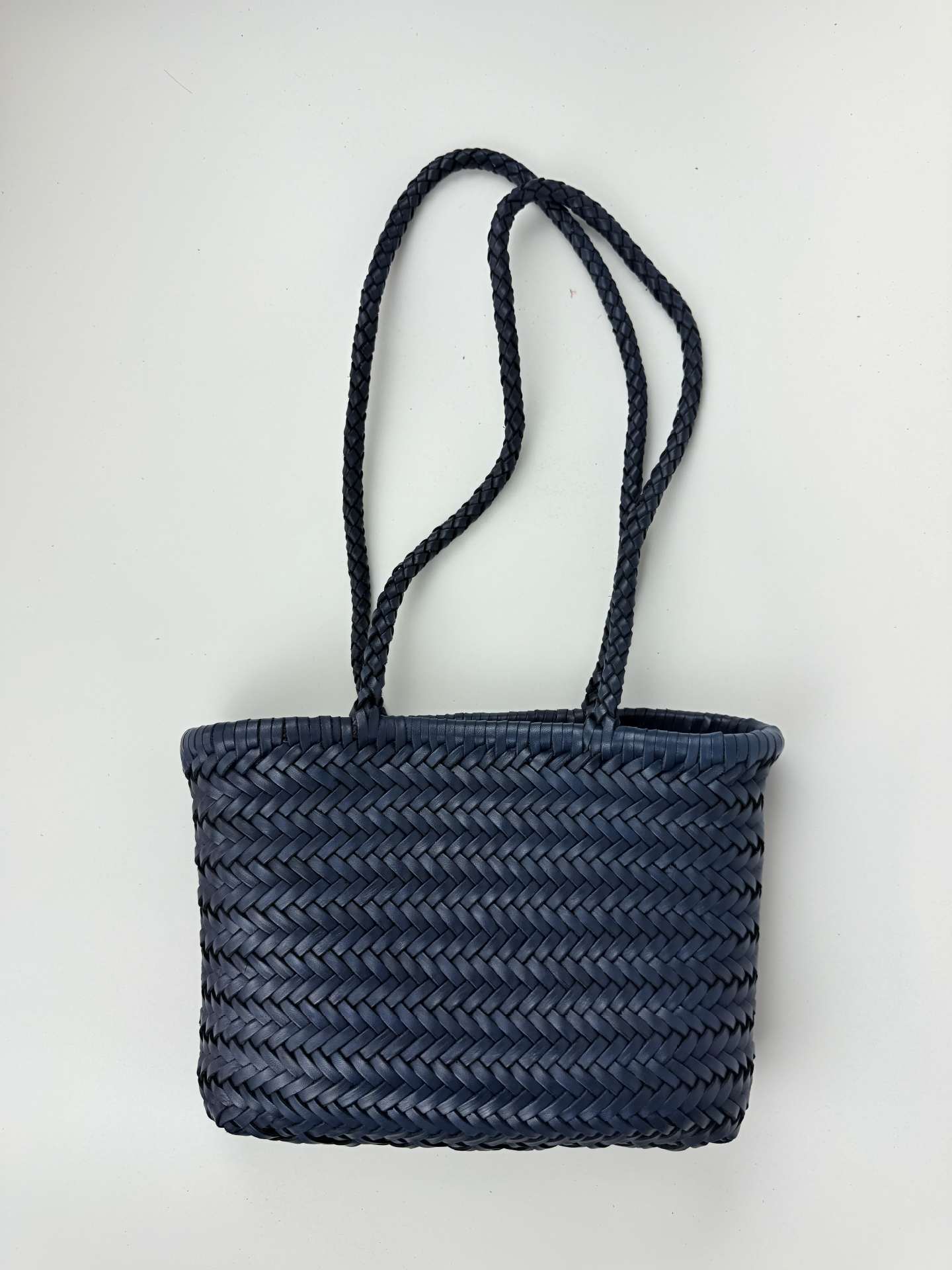 Popular Woven First Layer Cowhide Retro Small Square Bag
