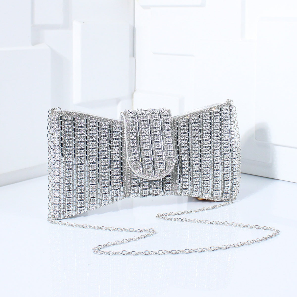 Durable Cool Beaded High-grade Clutch Butterfly Dinner Bag