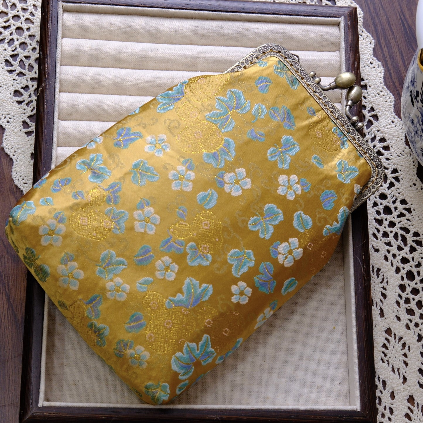 Finished Ancient Style Female Vertical Mobile Retro Tassel Frame Women's Handbag