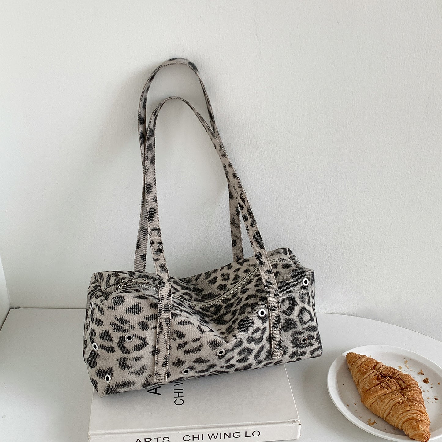 Women's Leopard Print Niche Commute Leisure Pillow Tote Bags
