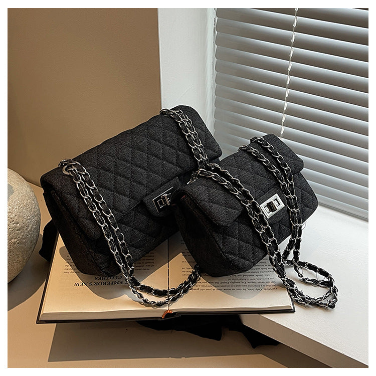 Women's Classic Style Western Chain Personalized Trendy Bags