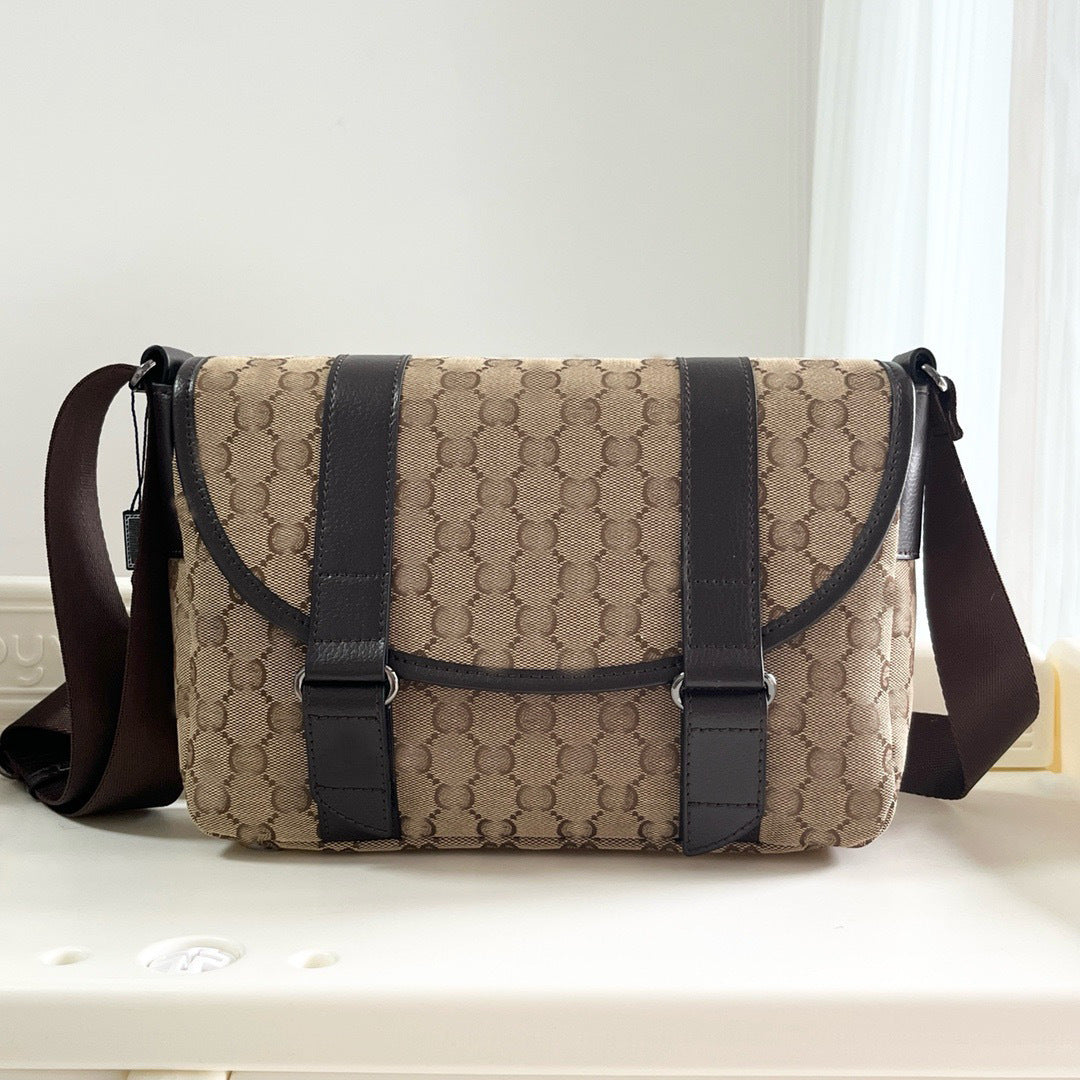 Men's Home Large Capacity Presbyopic Flip Retro Plaid Poor Shoulder Bags