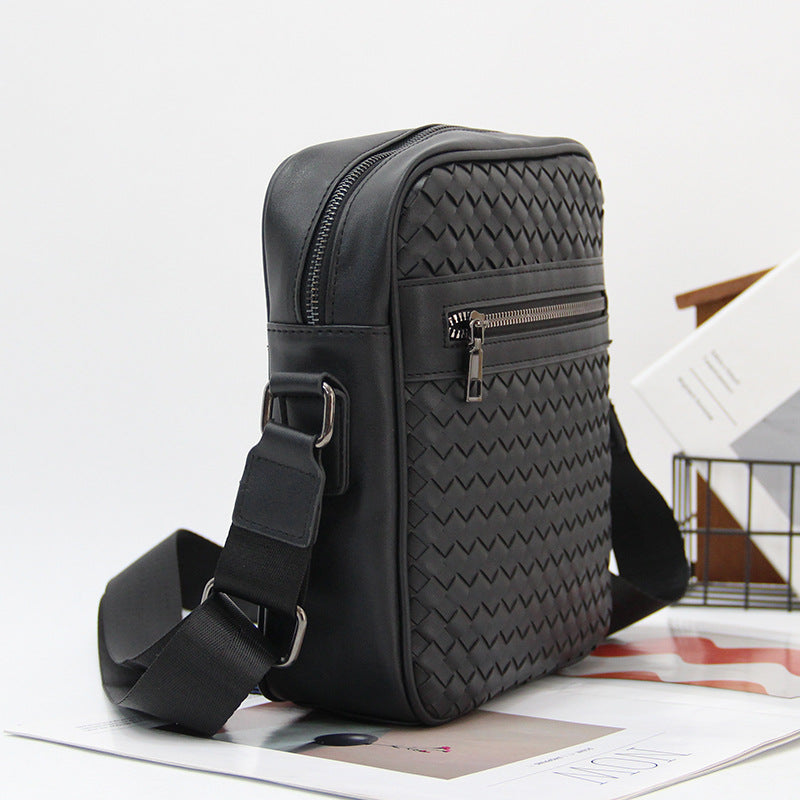 Men's Hand-woven Vertical Rest Business Korean Fashion Men's Shoulder Bag
