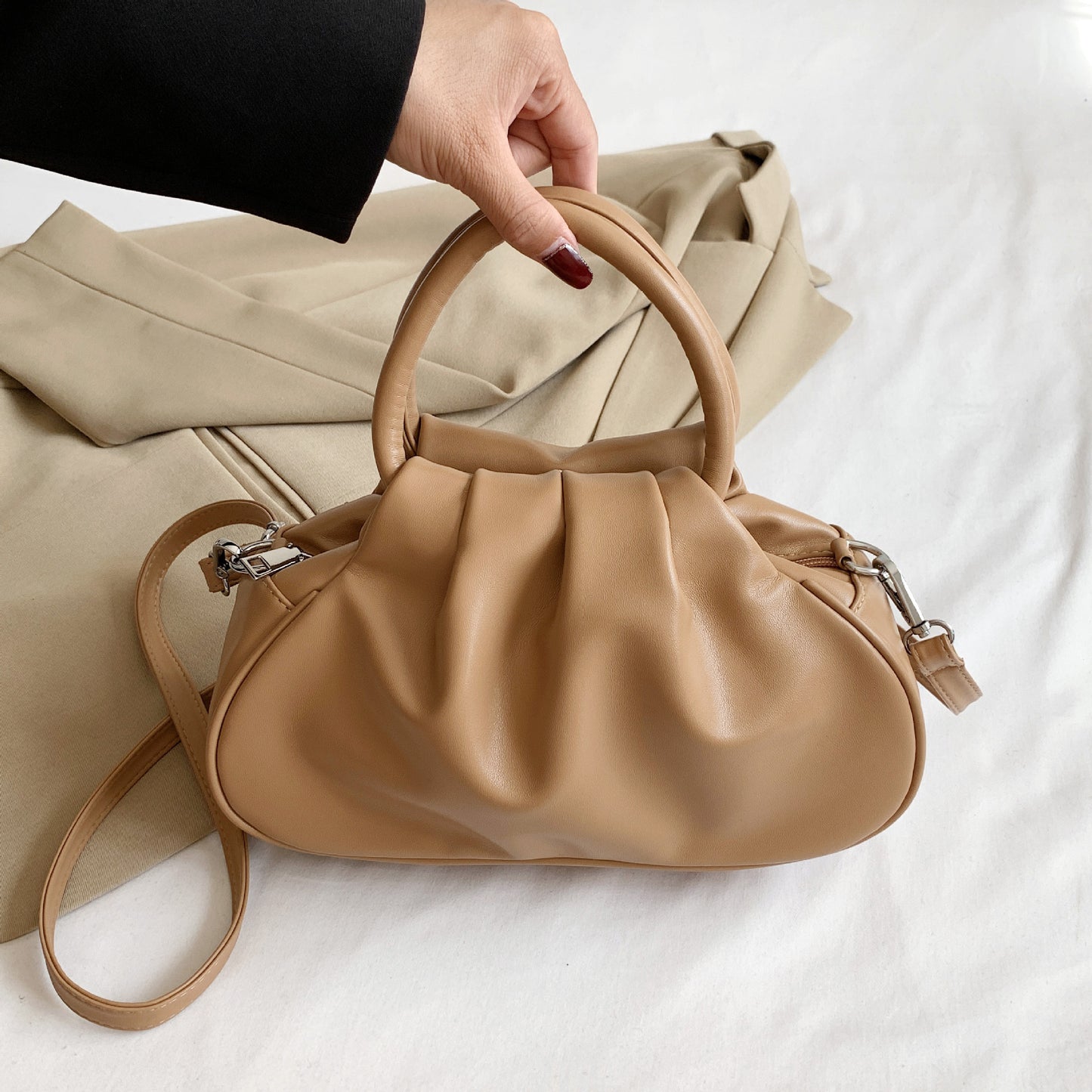 Graceful Stylish Innovative Women's Cloud Underarm Women's Handbag