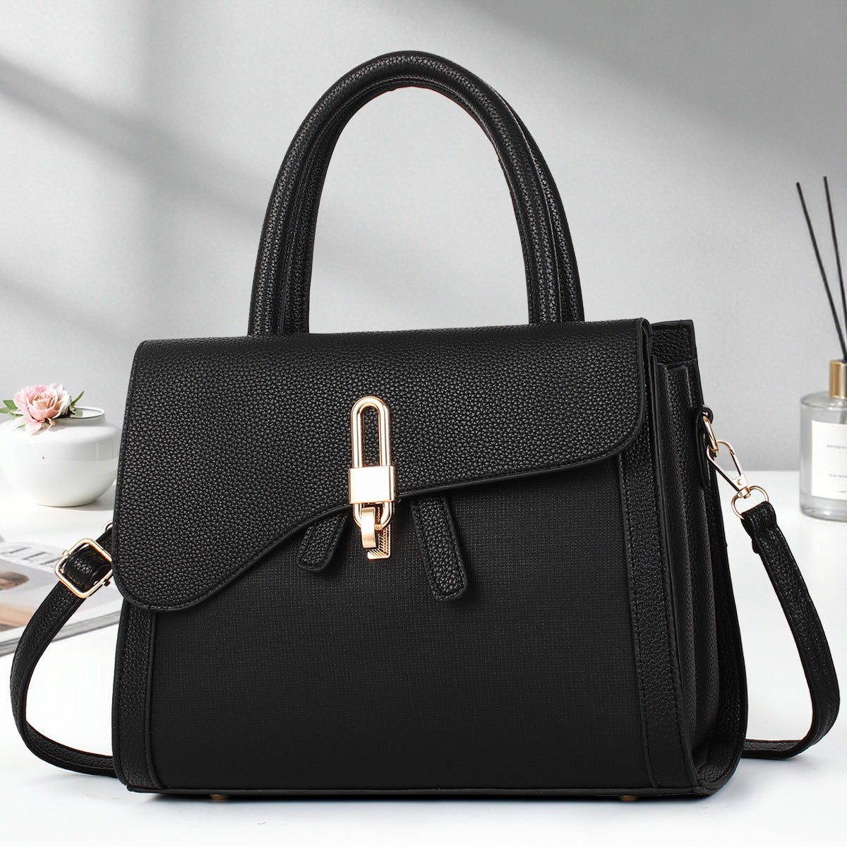 Durable Unique Women's Stylish High-grade Portable Bags