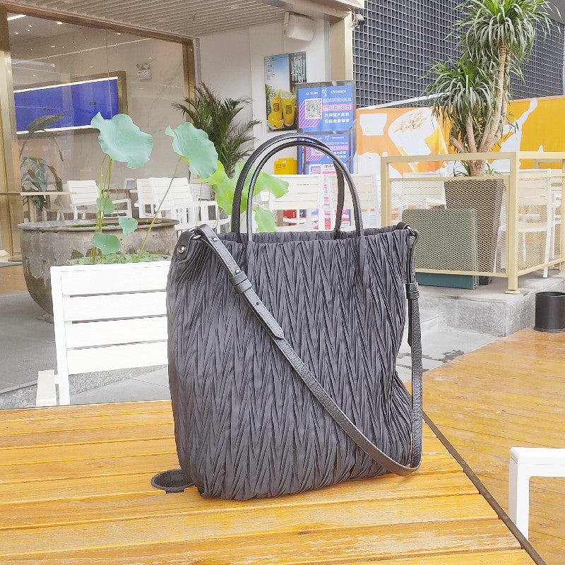 Women's Nylon Cloth With Genuine Leather Fashionable Simple Large Capacity Portable Women's Shoulder Bag