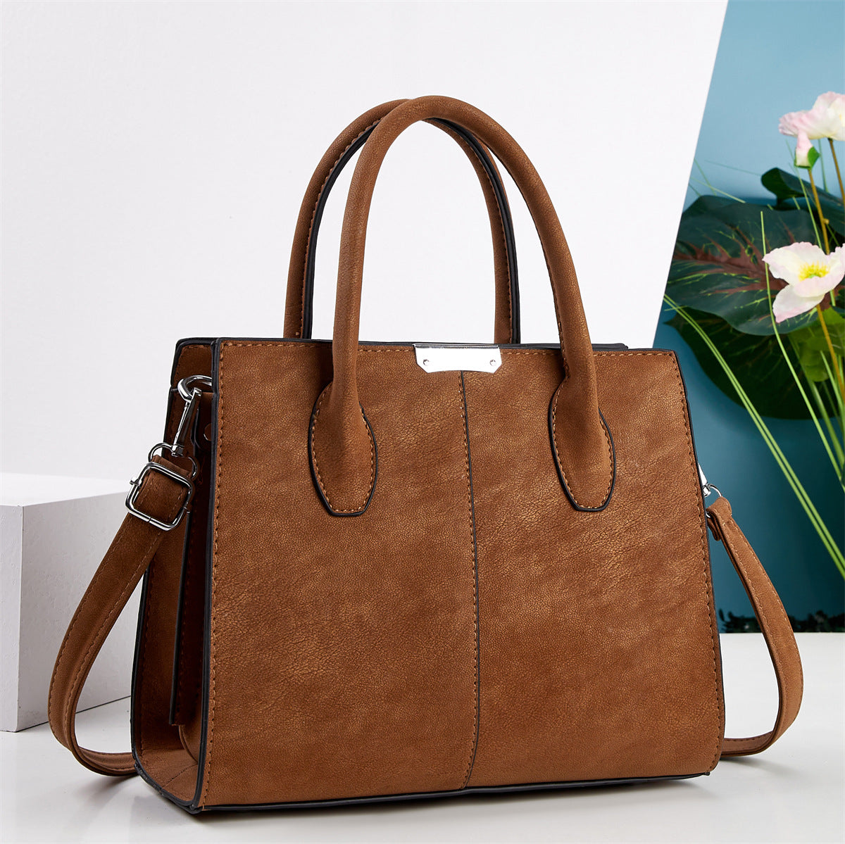 Women's High-grade Large Capacity Three-piece Retro Women's Handbag