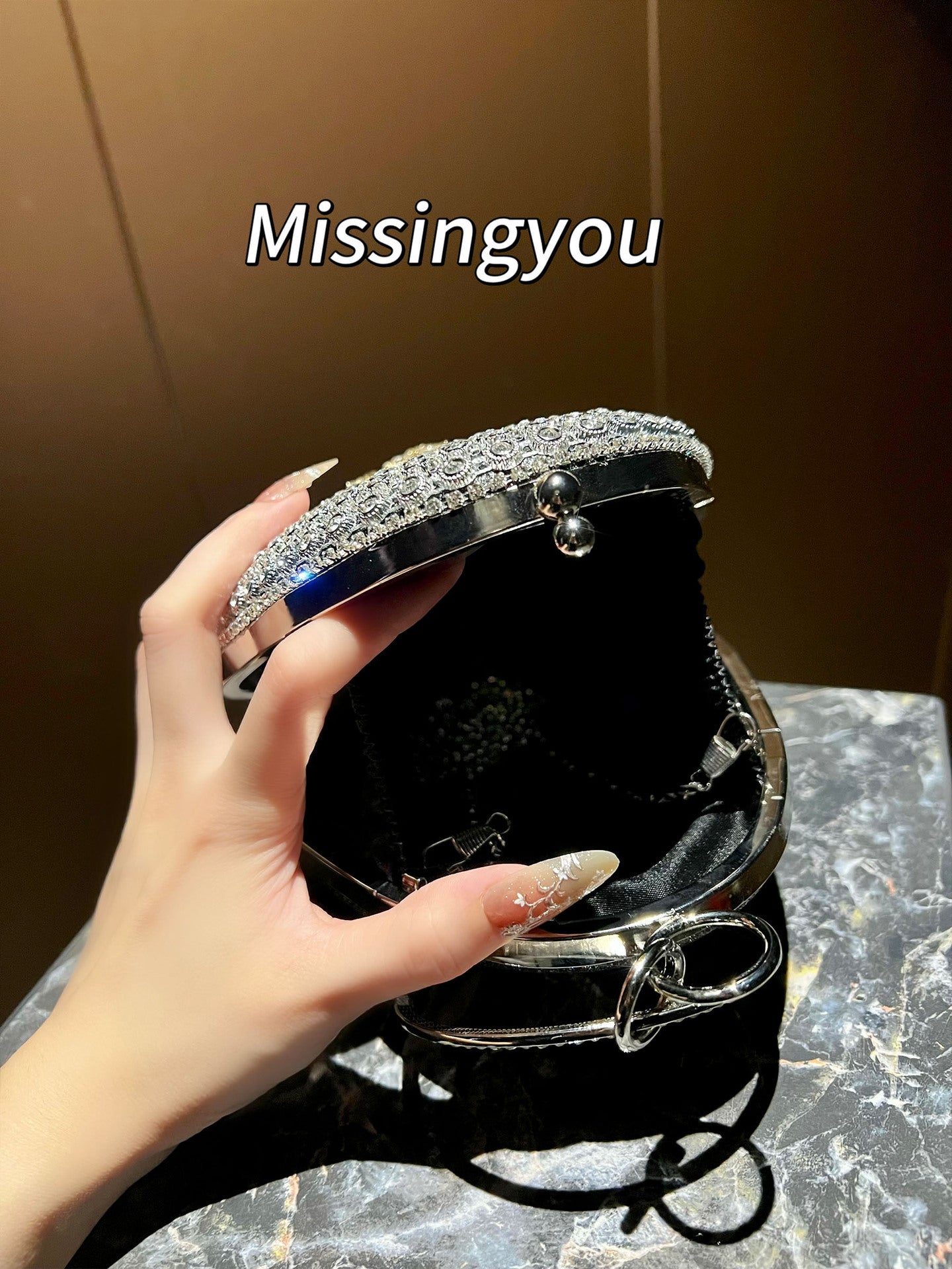 Beautiful Banquet Diamond Clutch Rhinestone Shiny Dinner Bag
