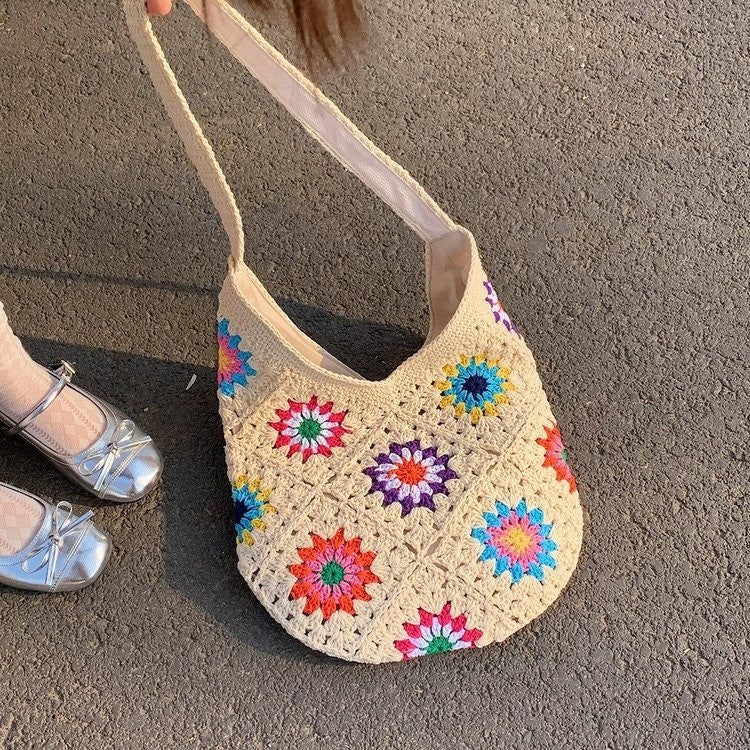 Women's Summer Hand-woven Fashionable Knitted Commuter Versatile Large Women's Shoulder Bag