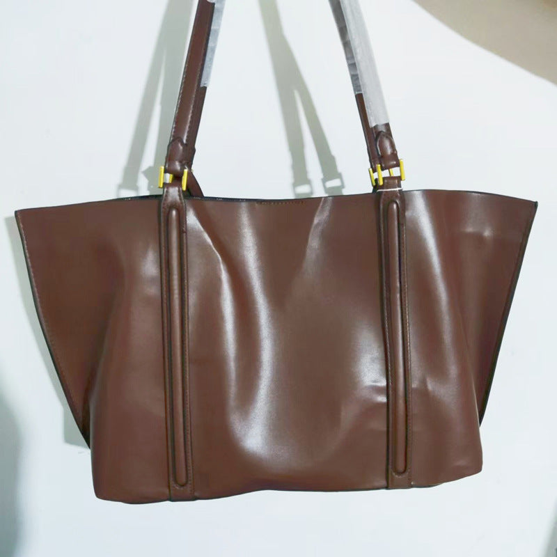 Women's Fashion Large Capacity Retro Commuter Portable Simple Women's Shoulder Bag