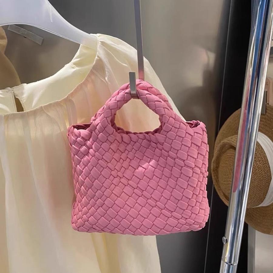 Hand-woven Mini Fashion Portable Chain Pure Color Minimal Versatile Commuter Women's Messenger Bag