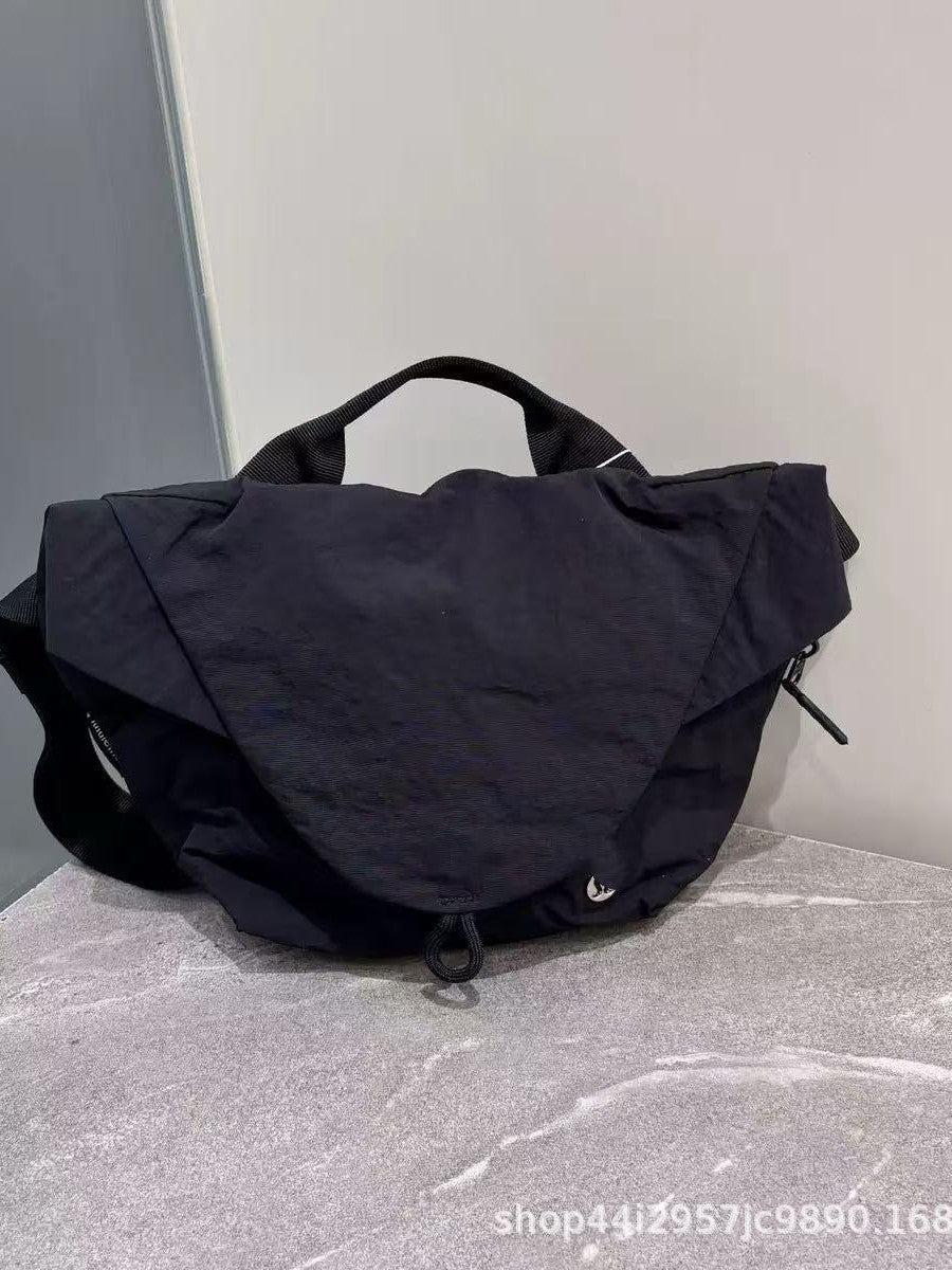 Women's Magnetic Fitness Cycling Nylon Dumpling Women's Messenger Bag