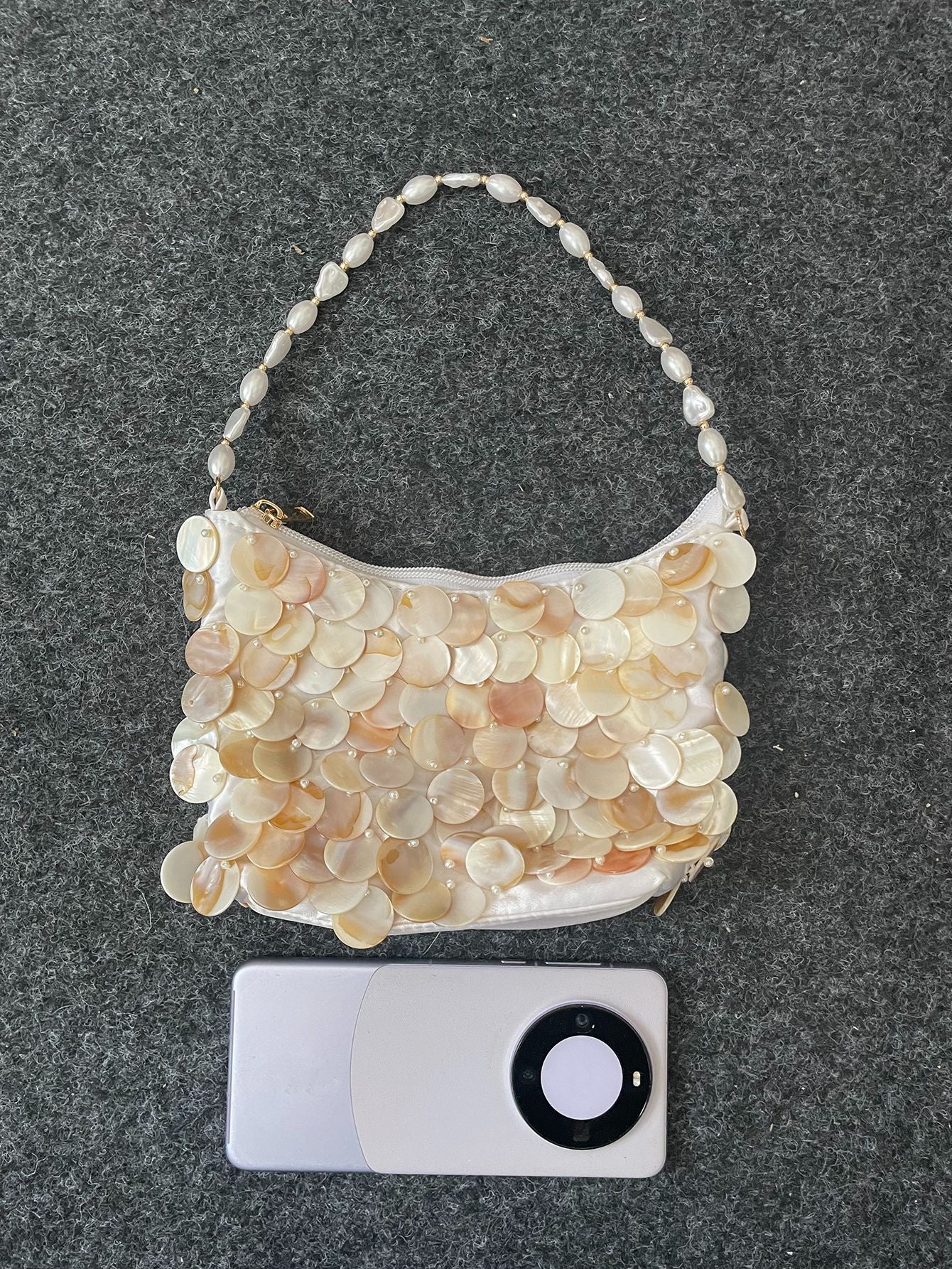 Handmade Beaded Shell Fritillary Pearl Hand Dinner Bag