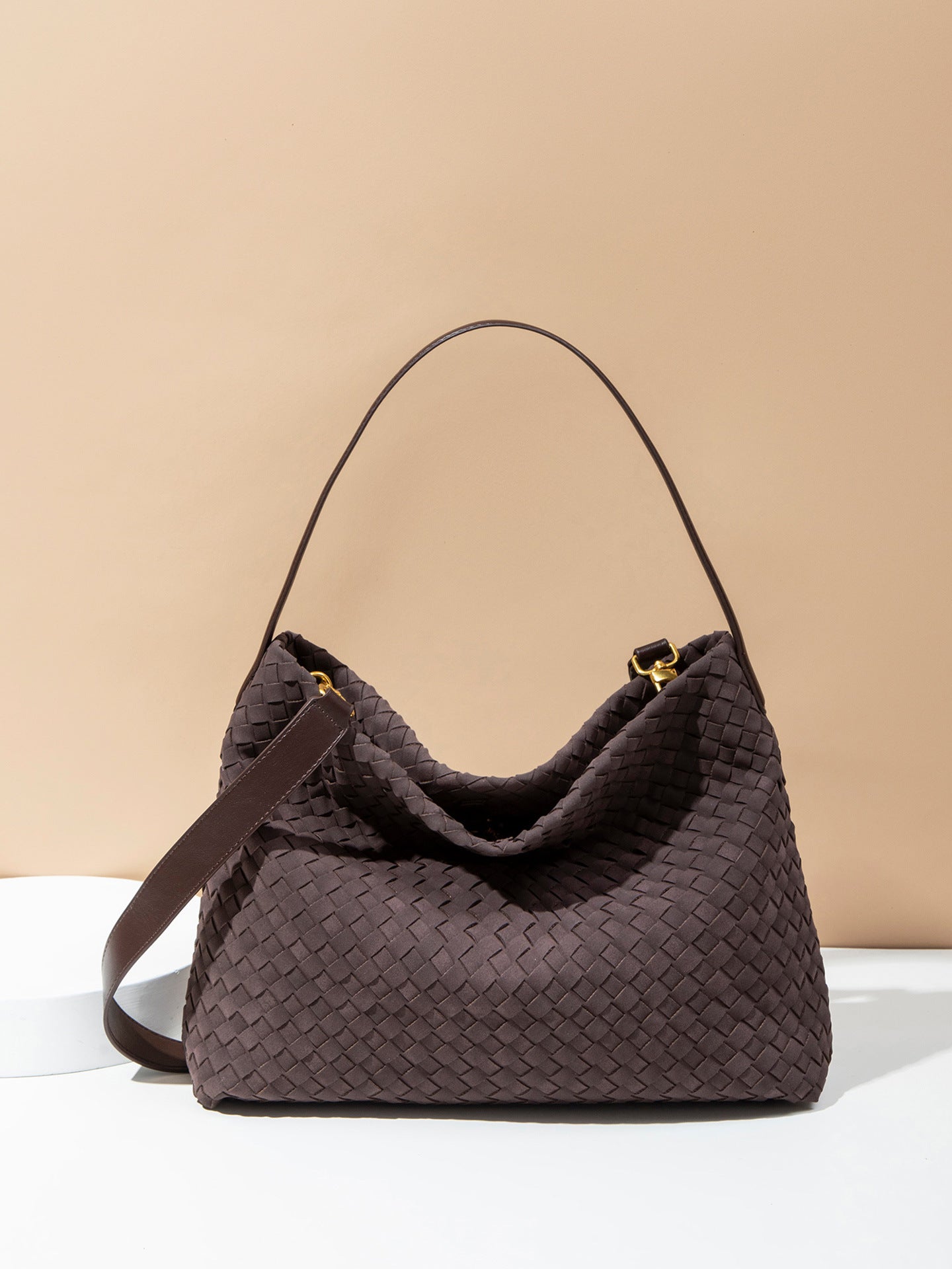 Women's Handmade Woven Fashionable Large Capacity Women's Shoulder Bag