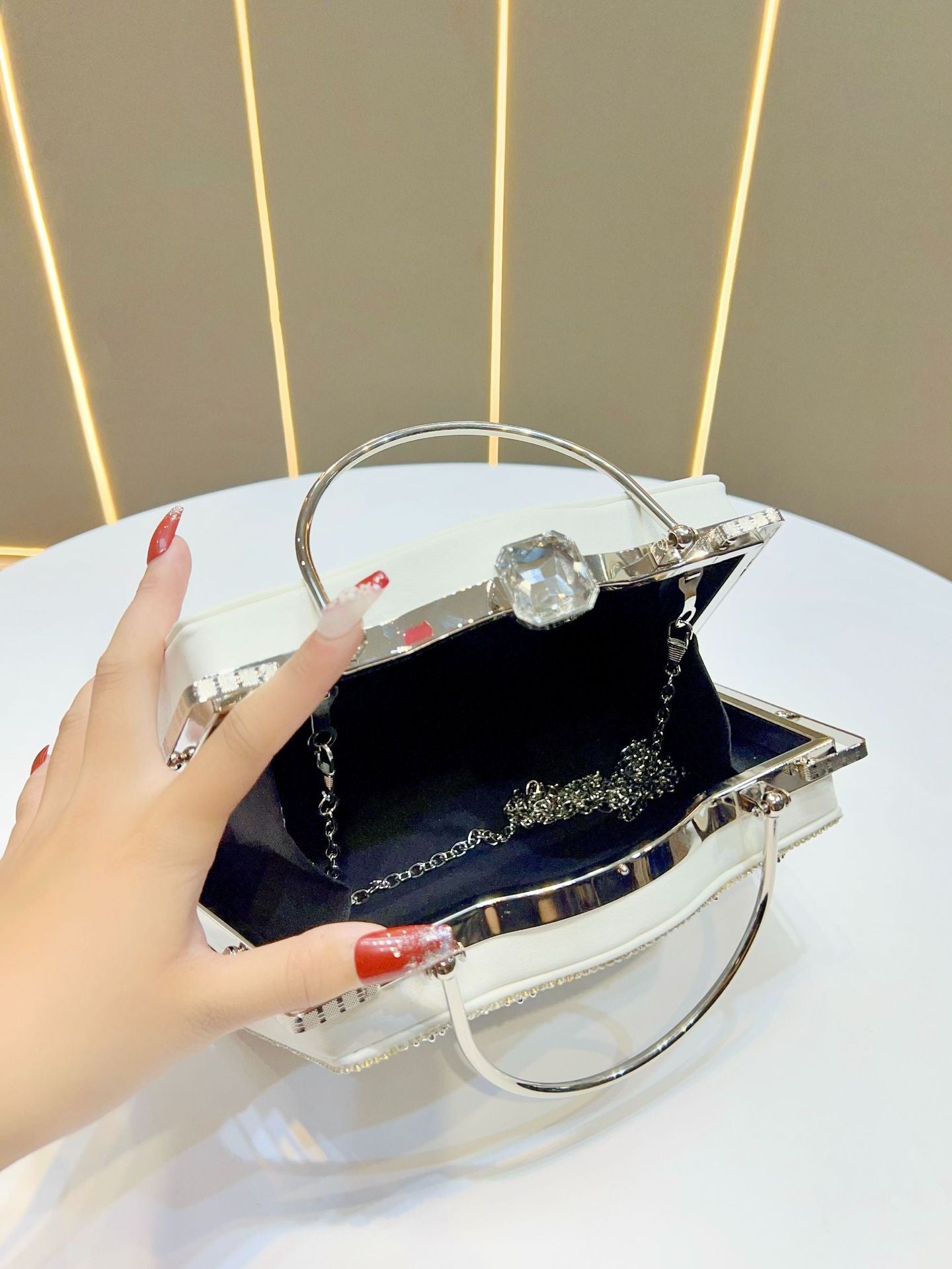 Women's Large Capacity Entry Lux Elegant Princess Dinner Bag