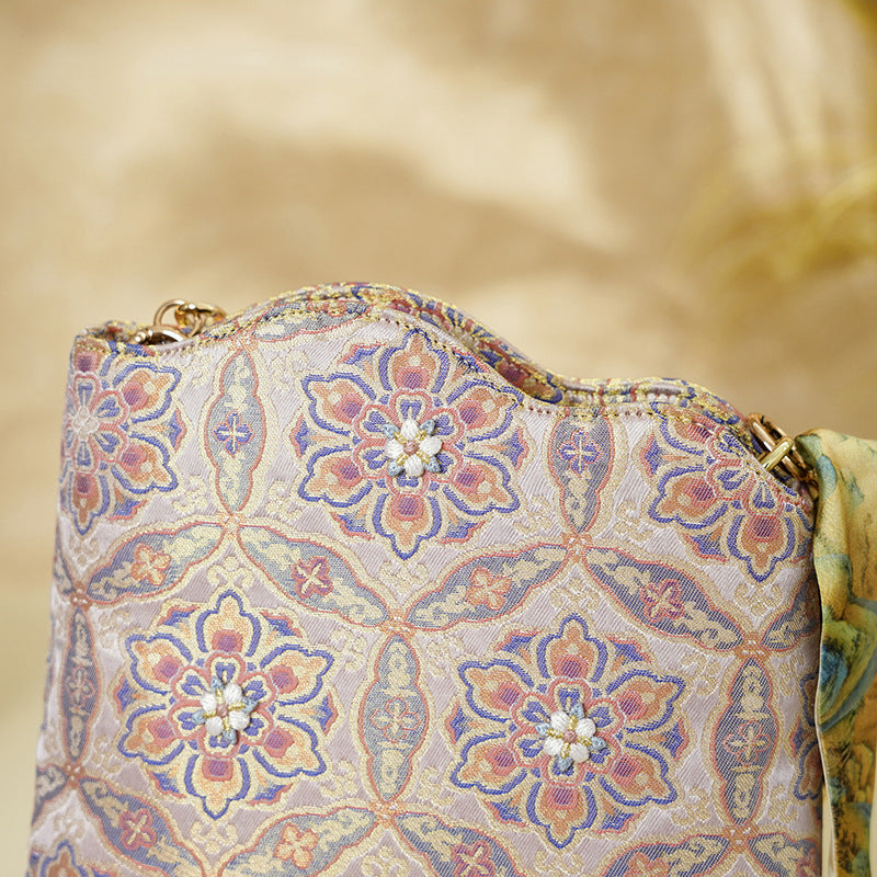 Flowers In The Fog Printing Chain National Style Women's Handbag