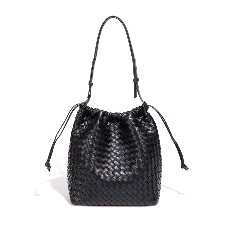 Classic Hand-woven Lazy Direct Wholesale Commuter Bucket Bags