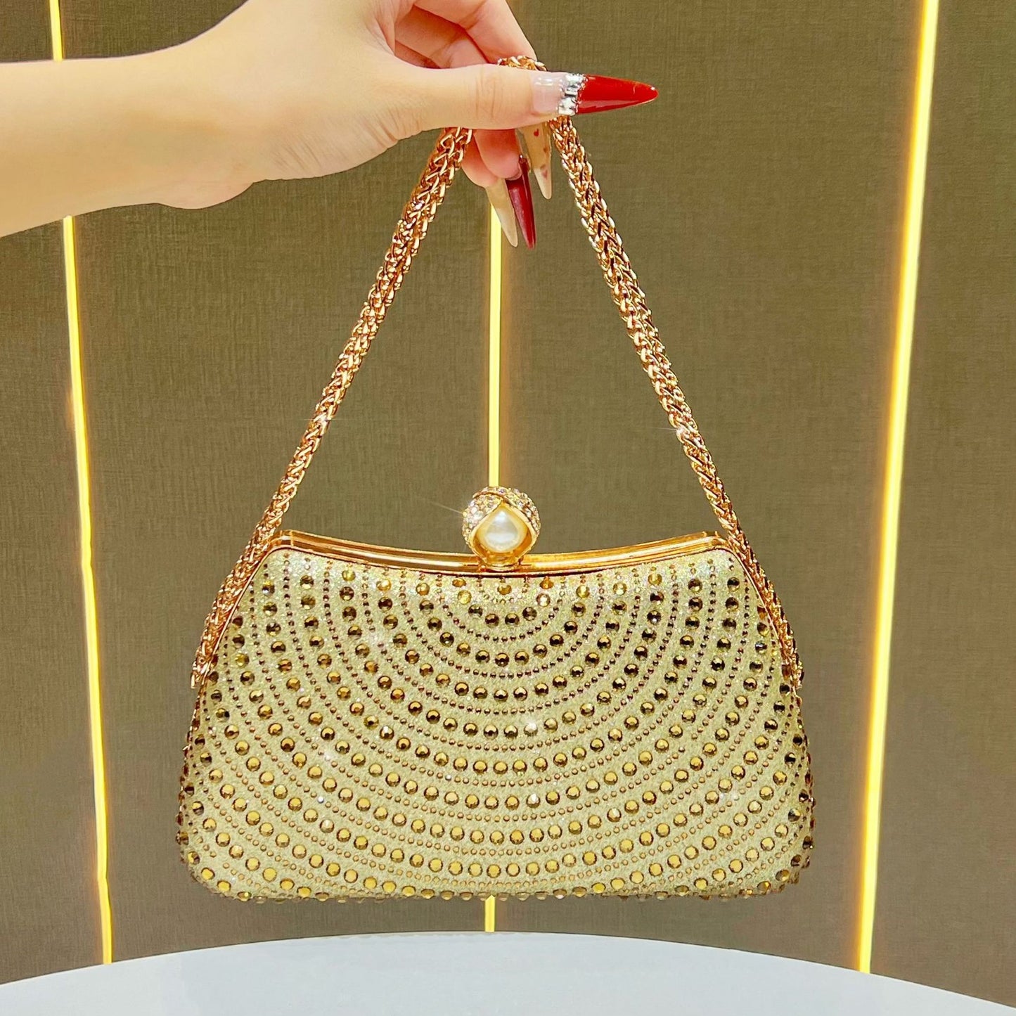 Women's Fashion Diamond Chain High-grade Light Luxury Dinner Bag