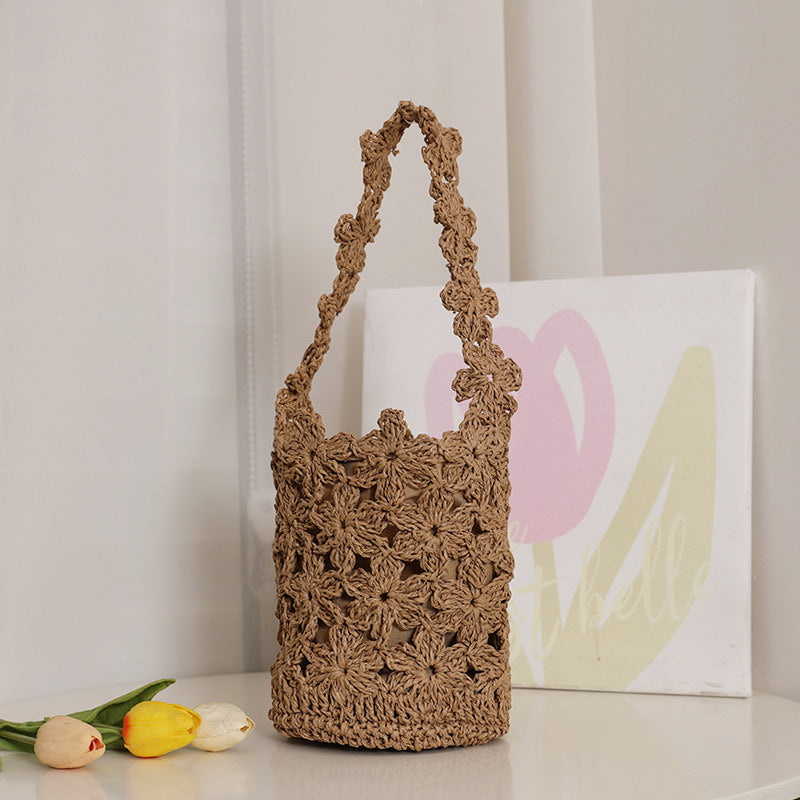 Women's Fashion Handmade Crocheted Flowers Straw Hollow Out Woven Seaside Vacation Bags