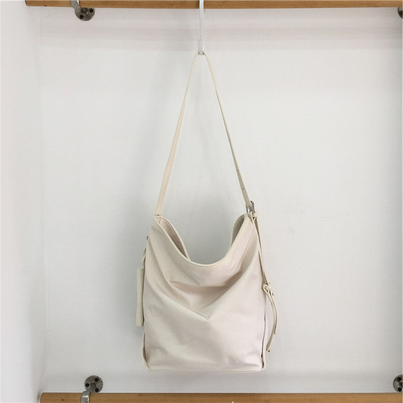 Niche Nylon Cloth Minimalist Commuter Idle Style Women's Handbag