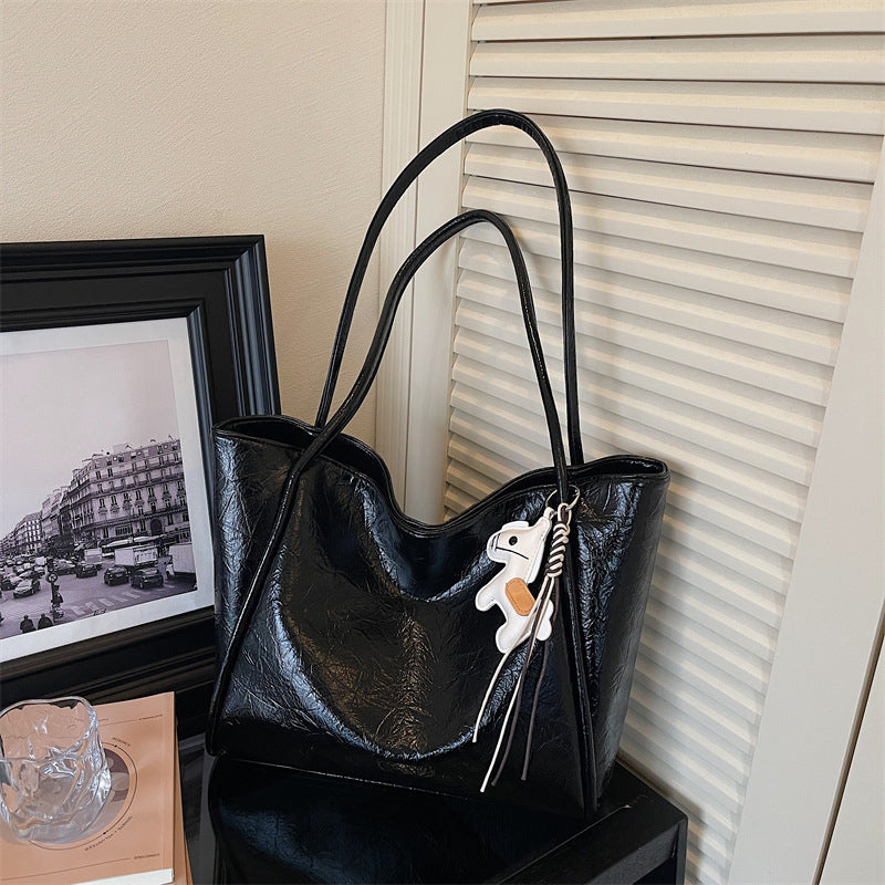 Women's Simple Western Style Large Capacity Spring Personality Women's Shoulder Bag