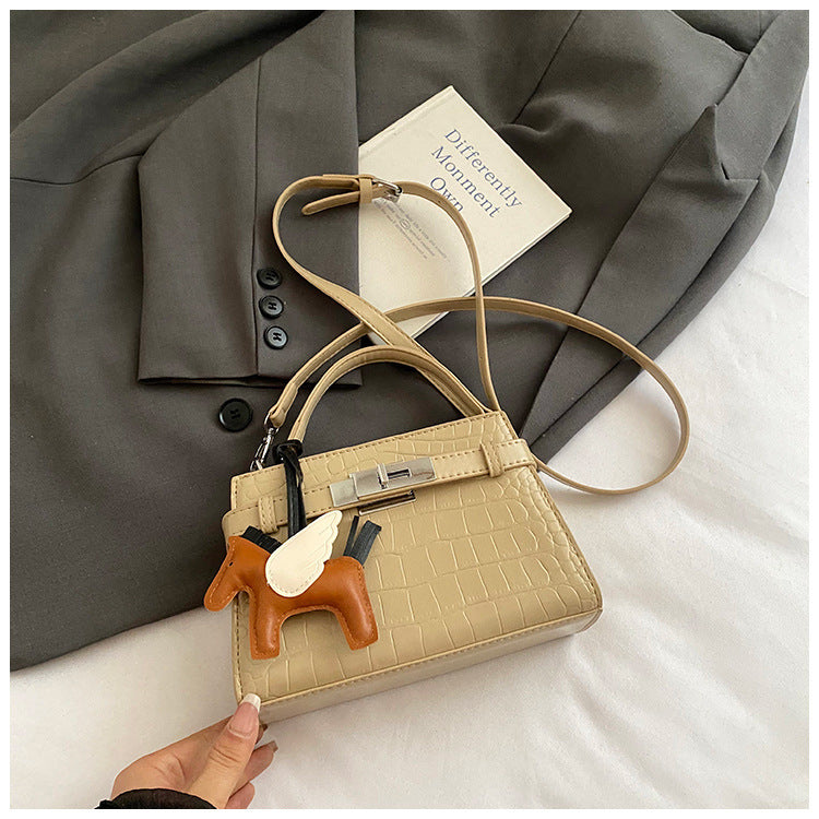 Women's Summer Simple Textured Western Style Niche Commuter Bags