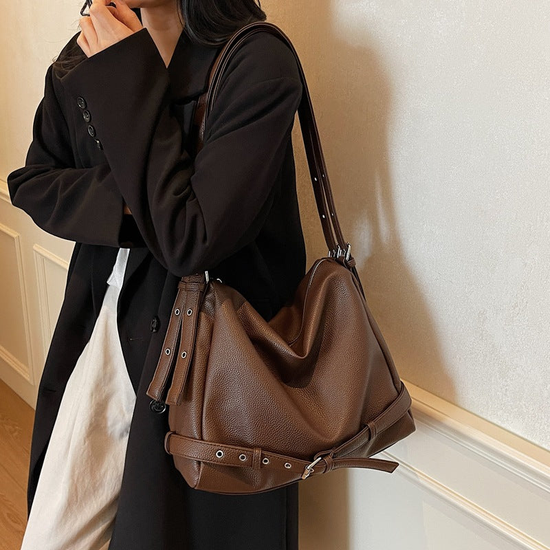 Women's Simple Large Capacity Fashion Commuter Women's Shoulder Bag