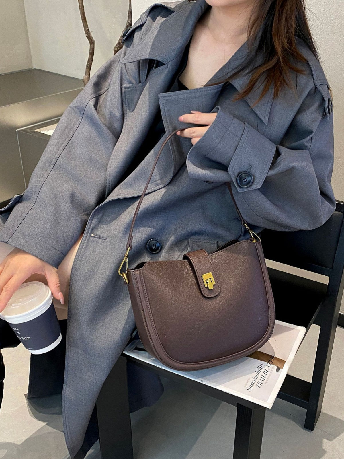 Women's Tanned Leather Cowhide Simple Lady's Fashionable Practical Women's Shoulder Bag